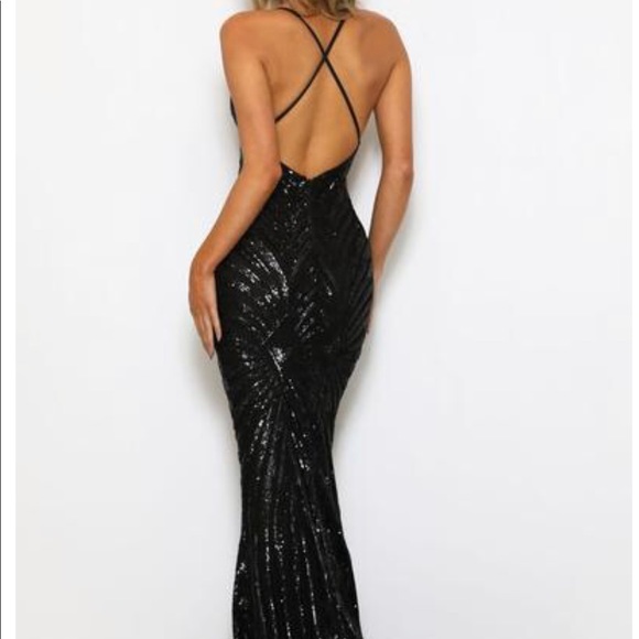 Valentina Gown - Picture 3 of 4